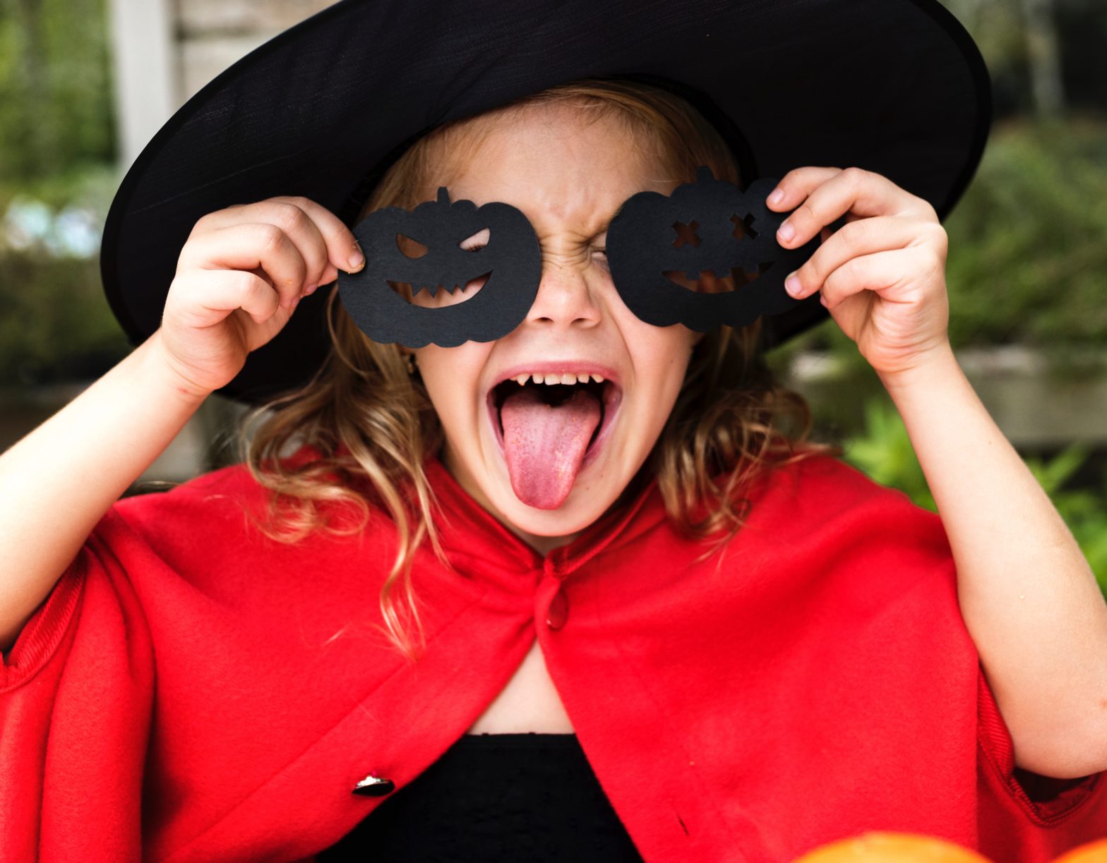 Never Fear, The Switch Witch Is Here. What do you do with all that leftover Halloween Candy? #switchwitch #halloween #parentingtips